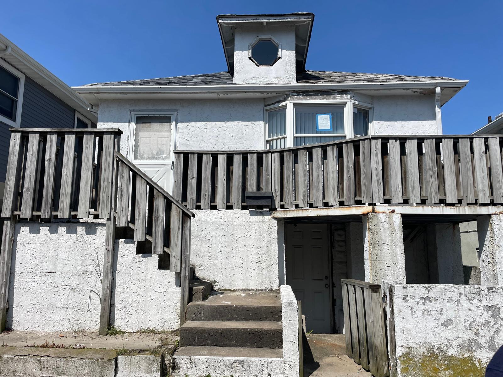 Long Beach Property Restoration before renovation